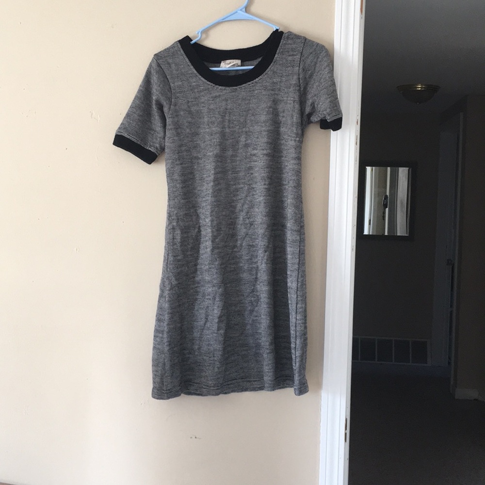 Sleeved dress